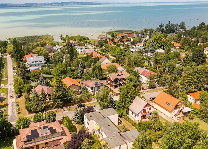 Balatonic Orange Apartament Zamárdi